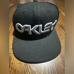 Oakley New Era 9Fifty Snapback Hat Black Embroidered Logo Adjustable Cap OS
